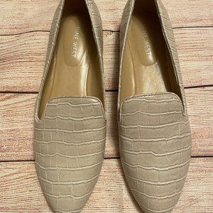 NEW - Nine West Snakeskin Loafers - Size 7.5